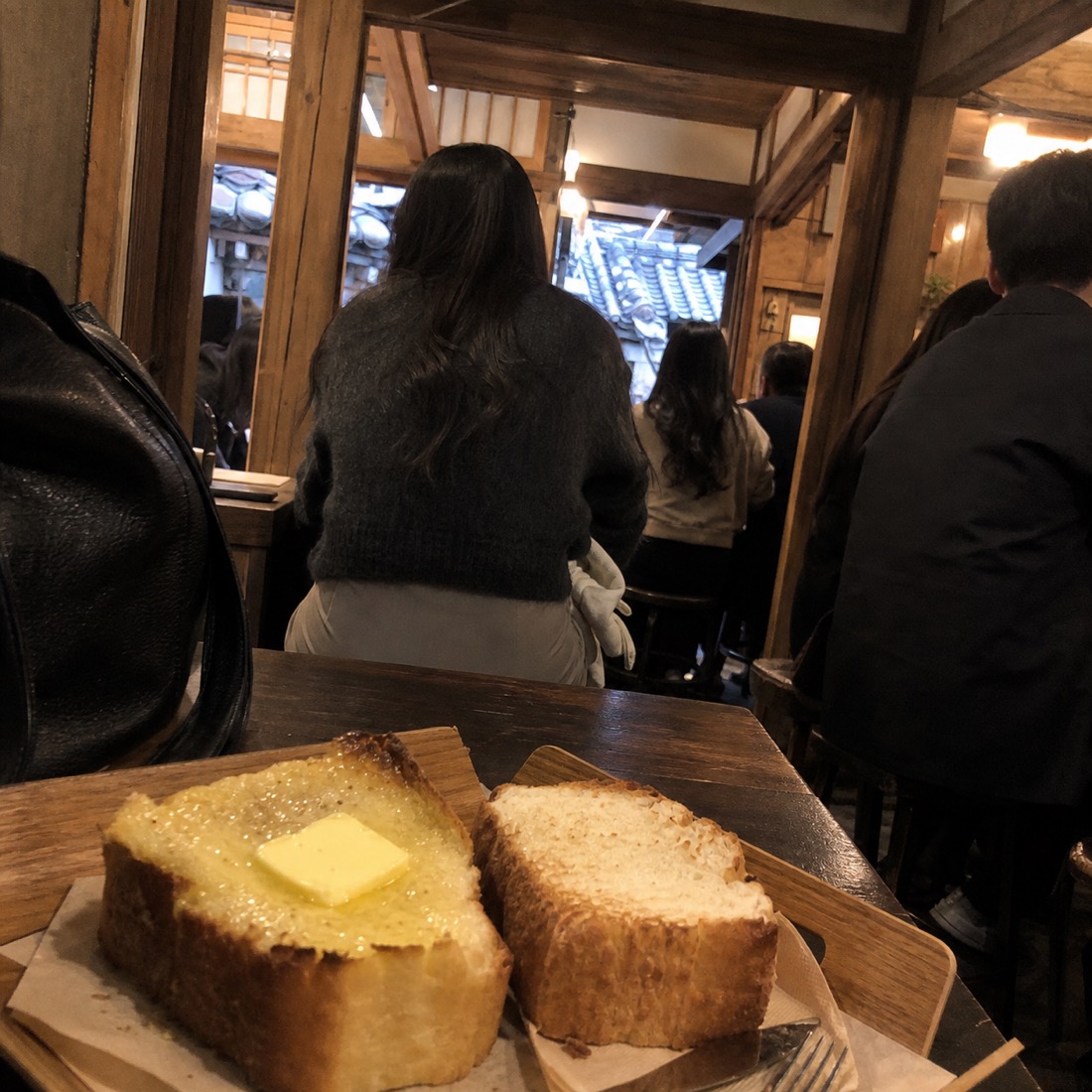Mil Toast Ikseon